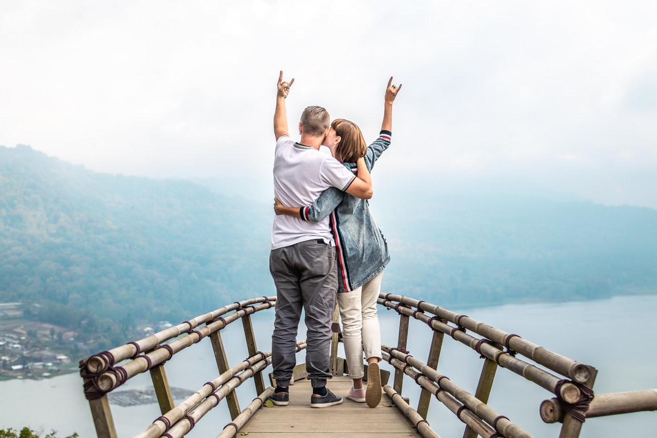 16 Fun Date and Travel Ideas for People in Their 40s